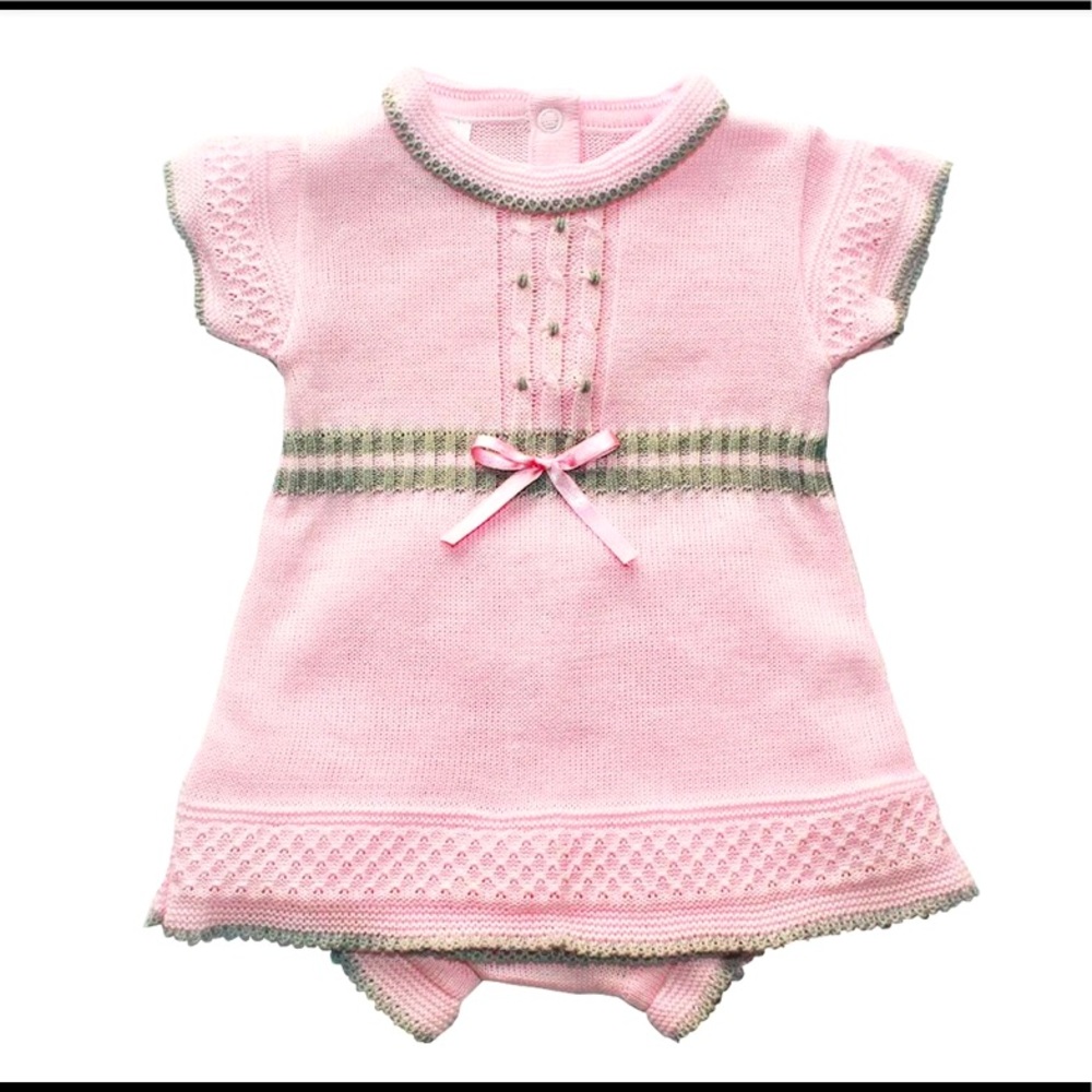 Set of 3 items ( includes Veronica set) for girls.3 M